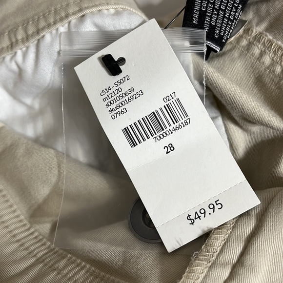 NWT Lane Bryant Khaki Bermuda Shorts Size 28W - Picture 6 of 8